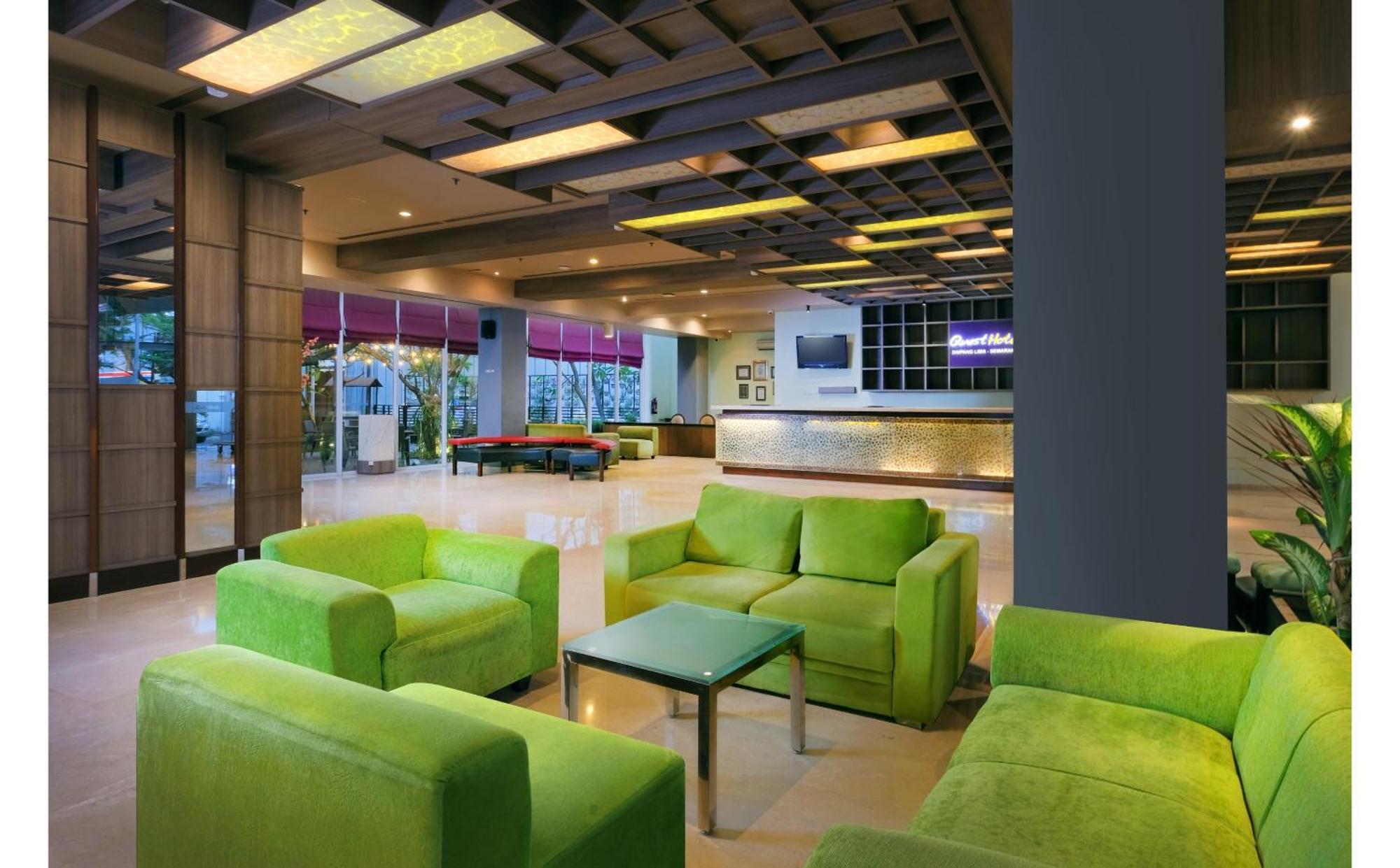 Quest Hotel Simpang Lima - Semarang By Aston Екстериор снимка